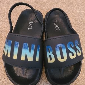 Mini boss sandals